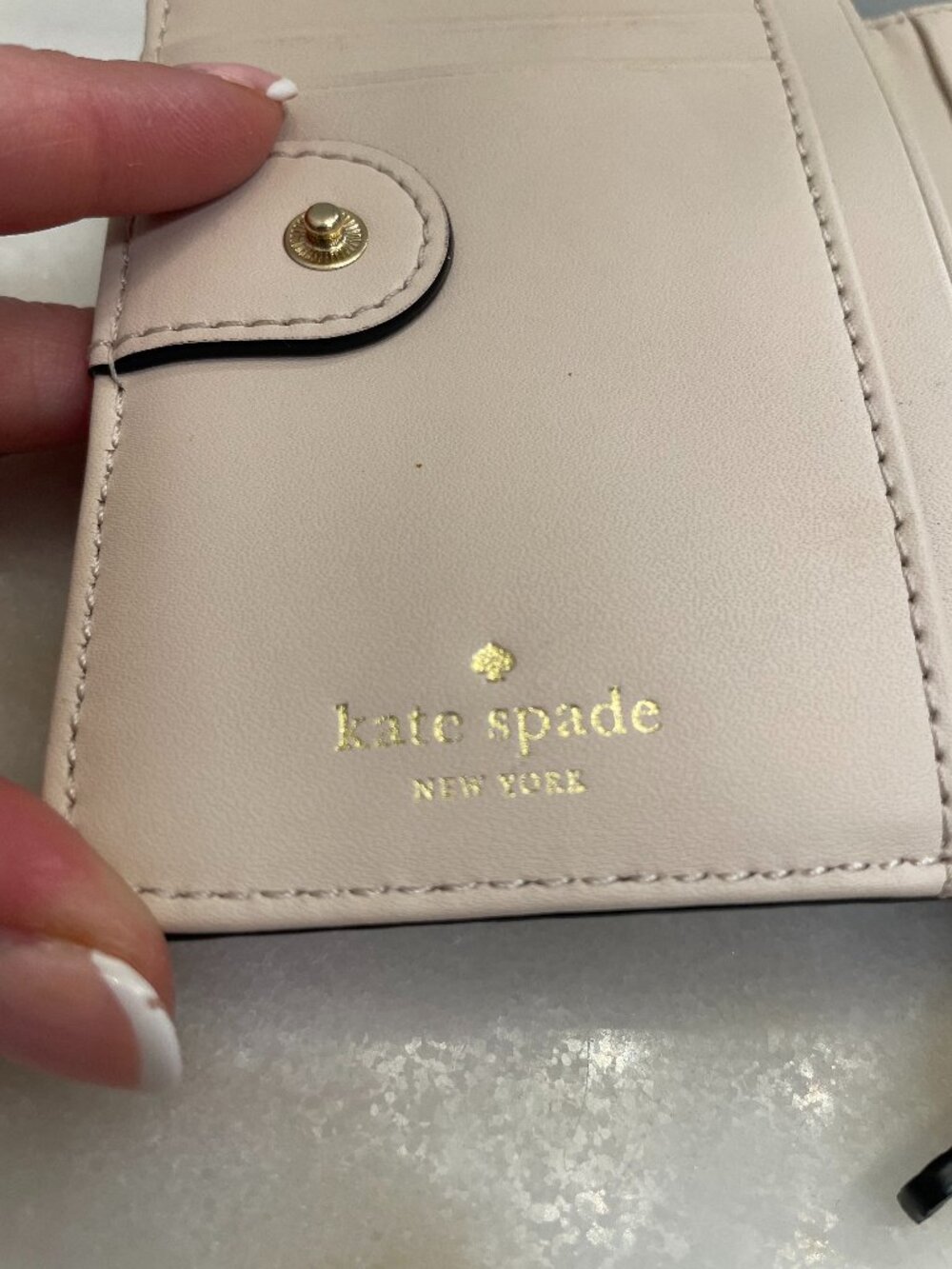 Kate Spade Wellesley Cara zip around & snap Wallet Two-Tone Black and Cream - Picture 14 of 16